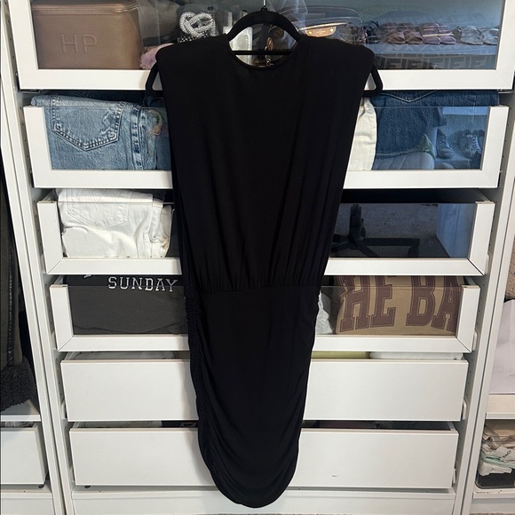 Open Edit Black Ruched Short Sleeve Dress - Picture 3 of 3